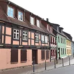 Backbord Im Zentrum Von 아파트