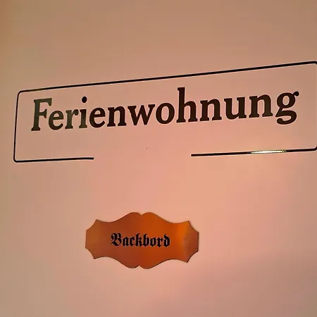 Backbord Im Zentrum Von *