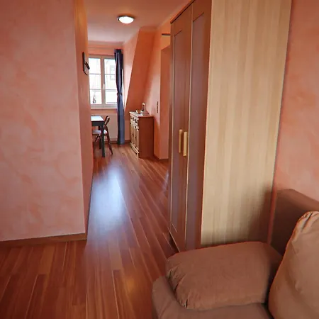 Backbord Im Zentrum Von Appartement *
